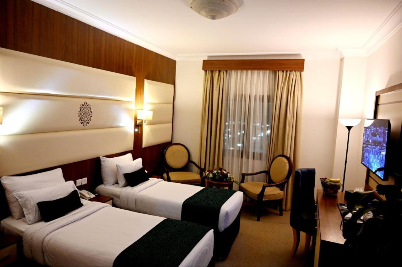 One Inn Hotel 麦地那 外观 照片
